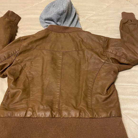 Ci Sono Hooded Cropped Faux Leather Jacket - Picture 13 of 16